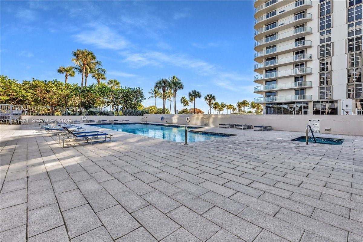 8877 Collins Ave #PH-2 Surfside, FL 33154