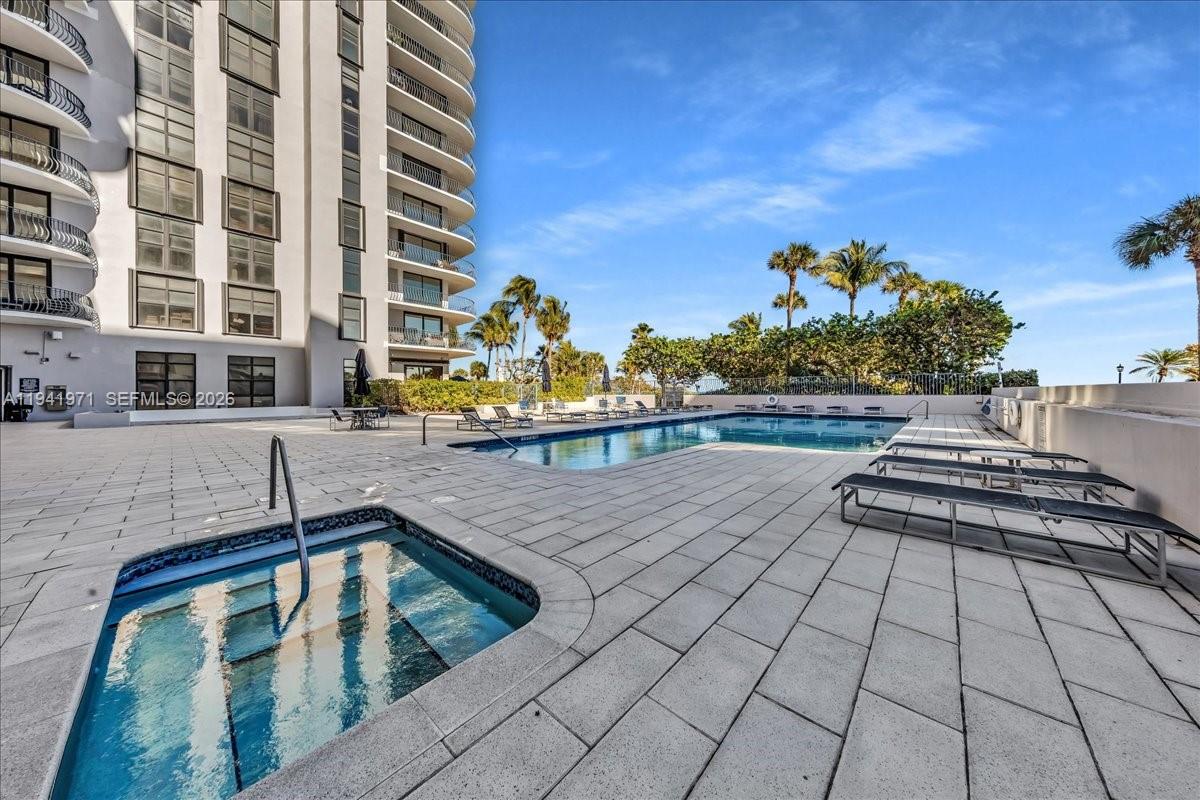 8877 Collins Ave #PH-2 Surfside, FL 33154