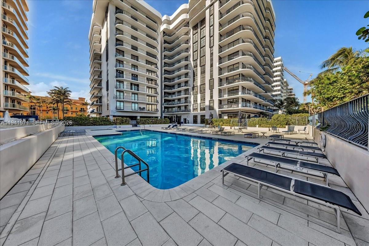 8877 Collins Ave #PH-2 Surfside, FL 33154