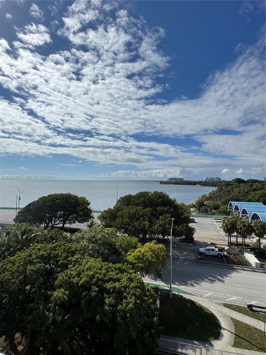 150 SE 25th Rd #8L Miami, FL 33129