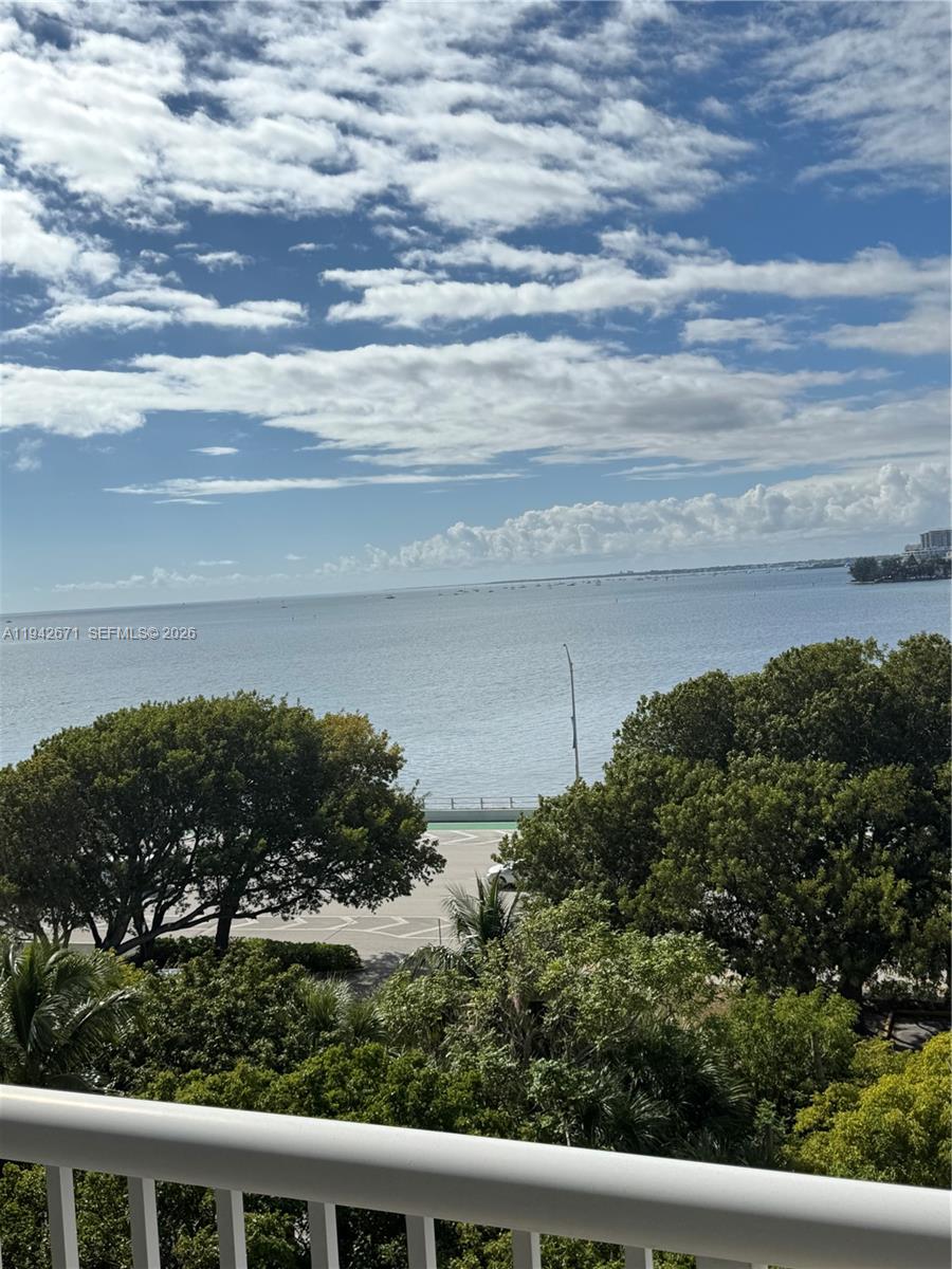 150 SE 25th Rd #8L Miami, FL 33129