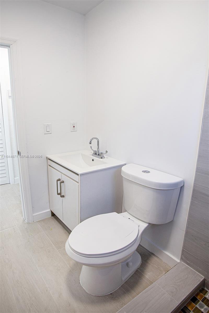 2620 SW 9th St Miami, FL 33135