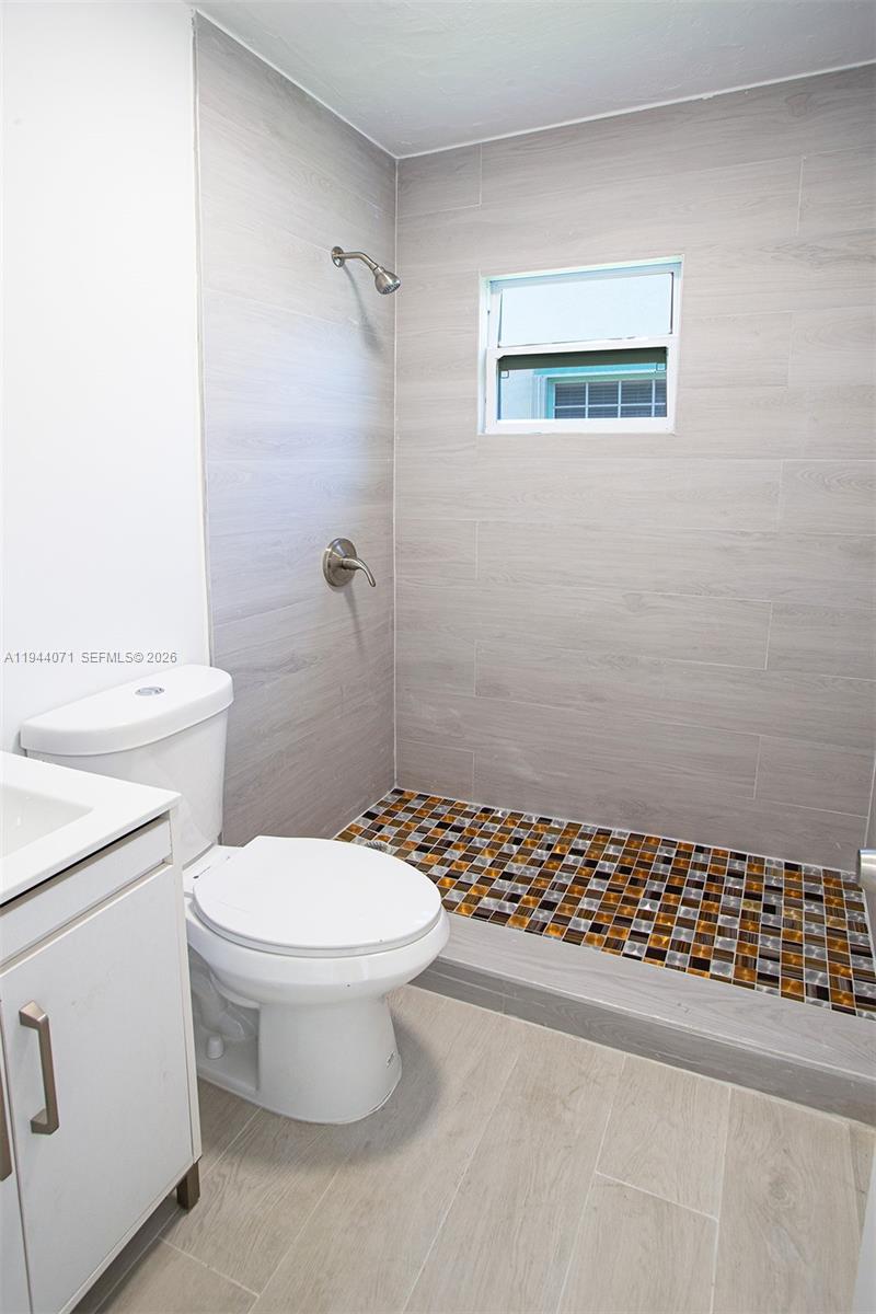 2620 SW 9th St Miami, FL 33135