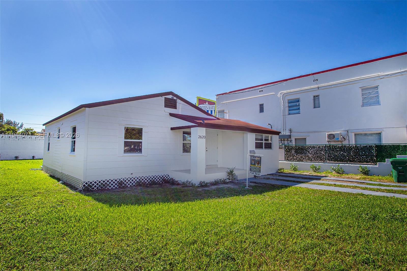 2620 SW 9th St Miami, FL 33135