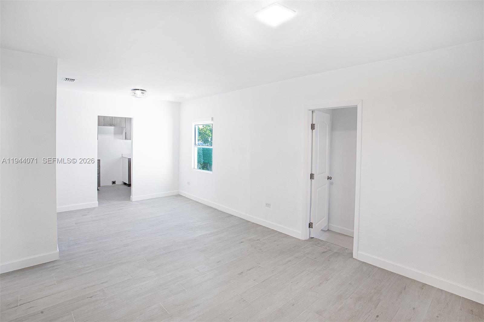 2620 SW 9th St Miami, FL 33135