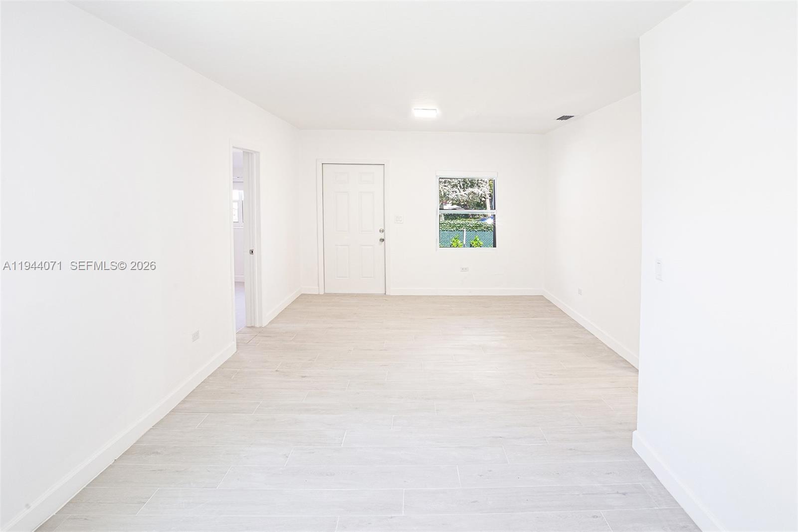 2620 SW 9th St Miami, FL 33135