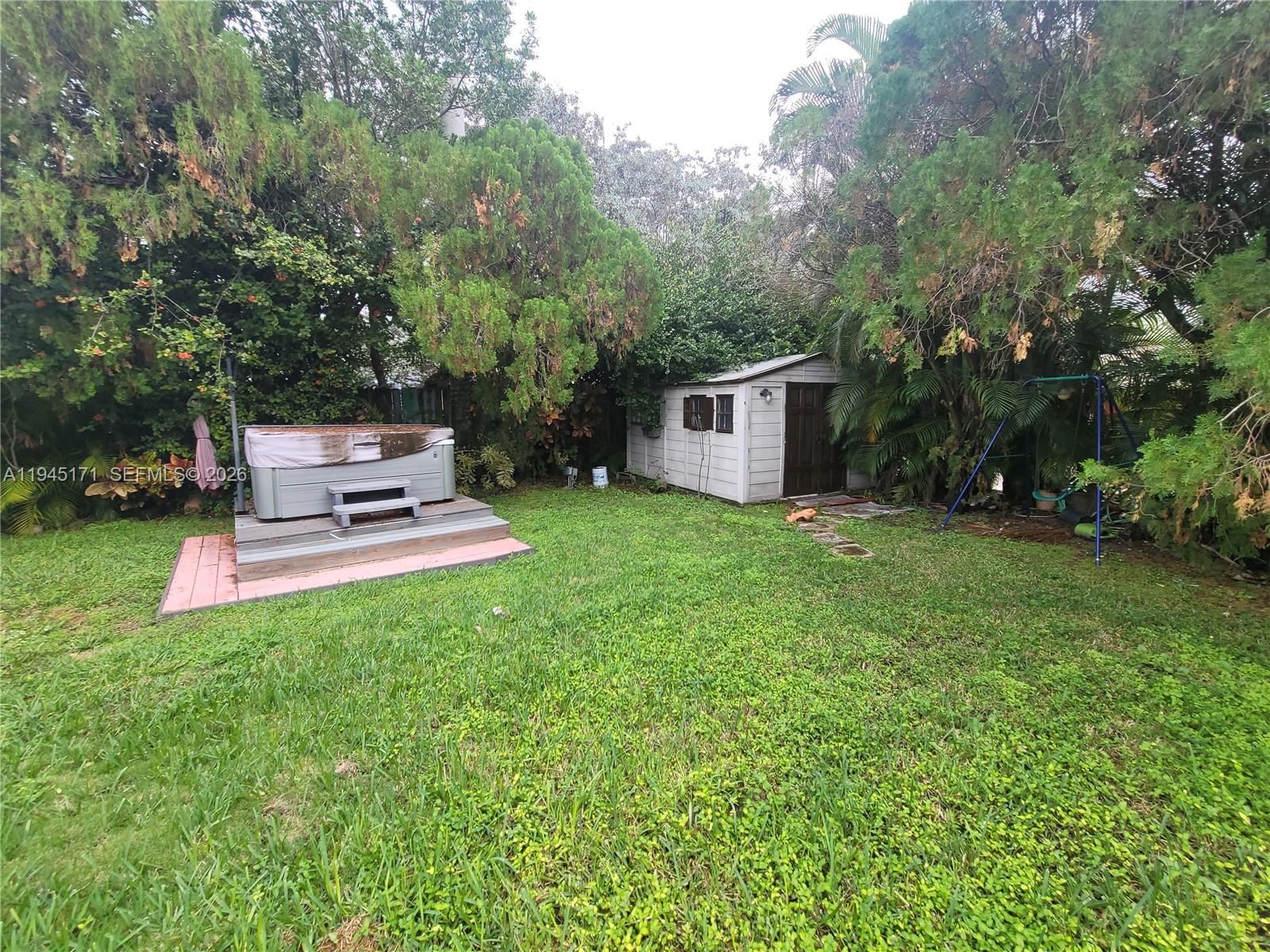 1300 Marseille Dr Miami Beach, FL 33141