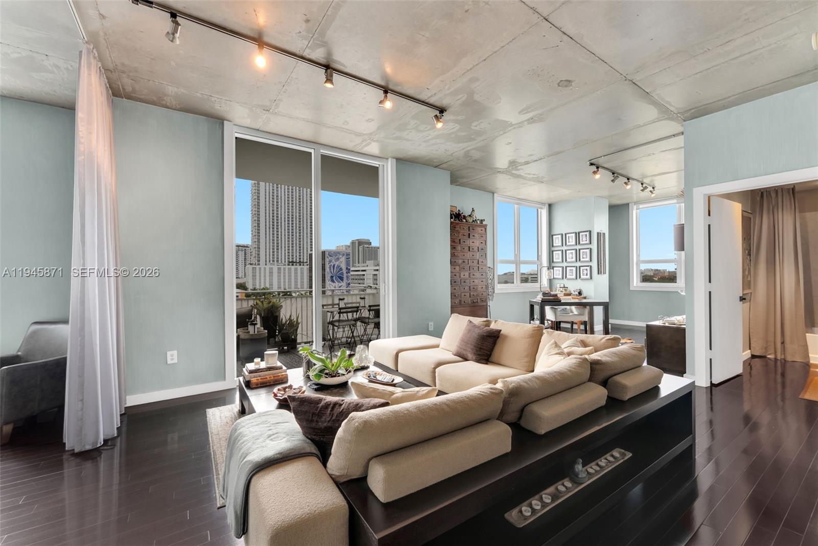 2275 Biscayne Blvd #705 Miami, FL 33137