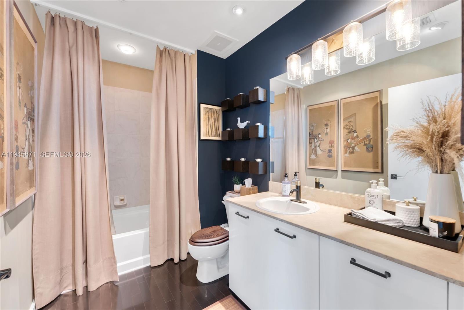 2275 Biscayne Blvd #705 Miami, FL 33137