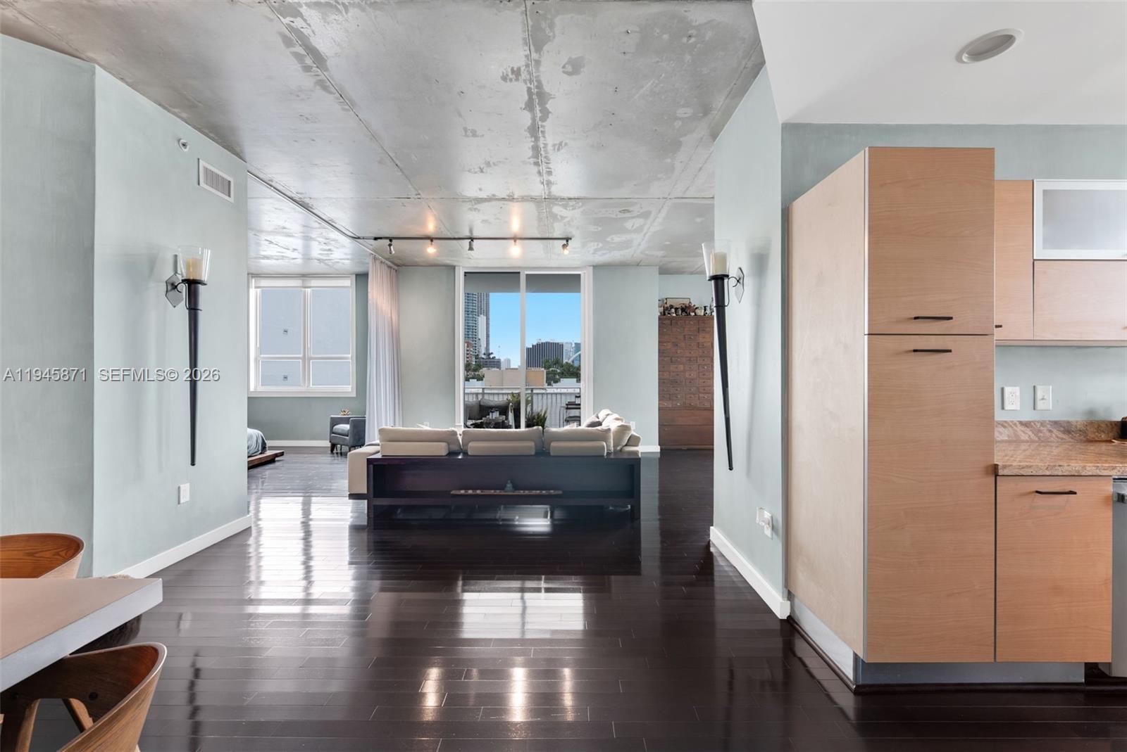 2275 Biscayne Blvd #705 Miami, FL 33137