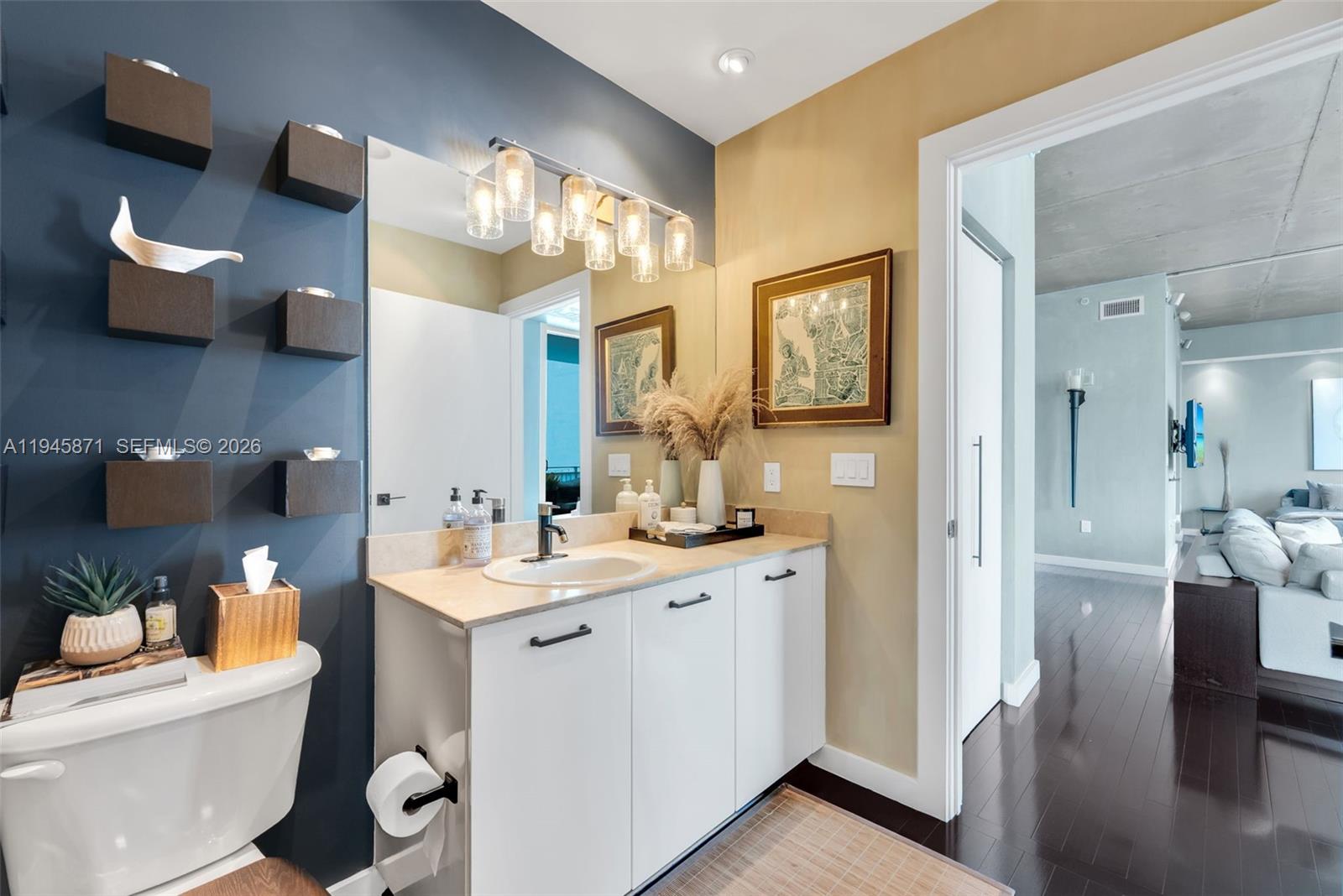 2275 Biscayne Blvd #705 Miami, FL 33137