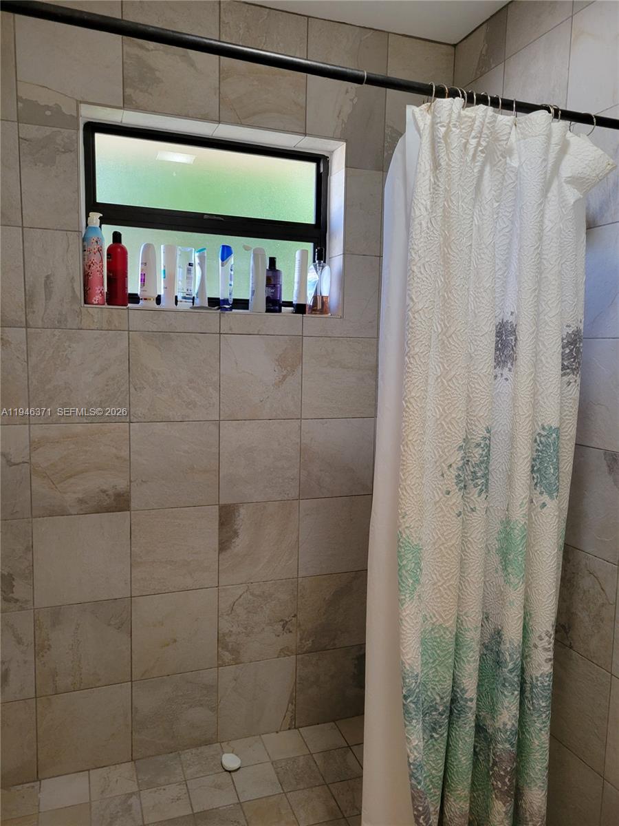 825 Dogwood Dr Delray Beach, FL 33483