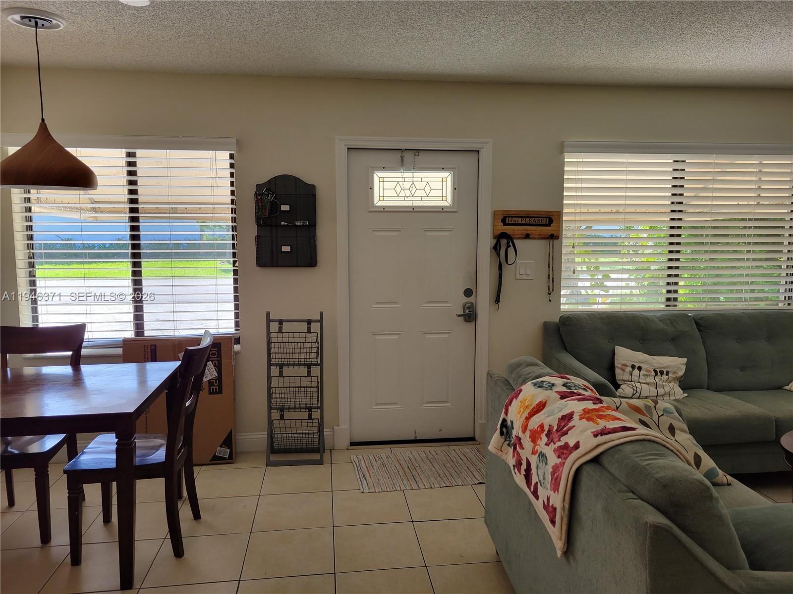 825 Dogwood Dr Delray Beach, FL 33483