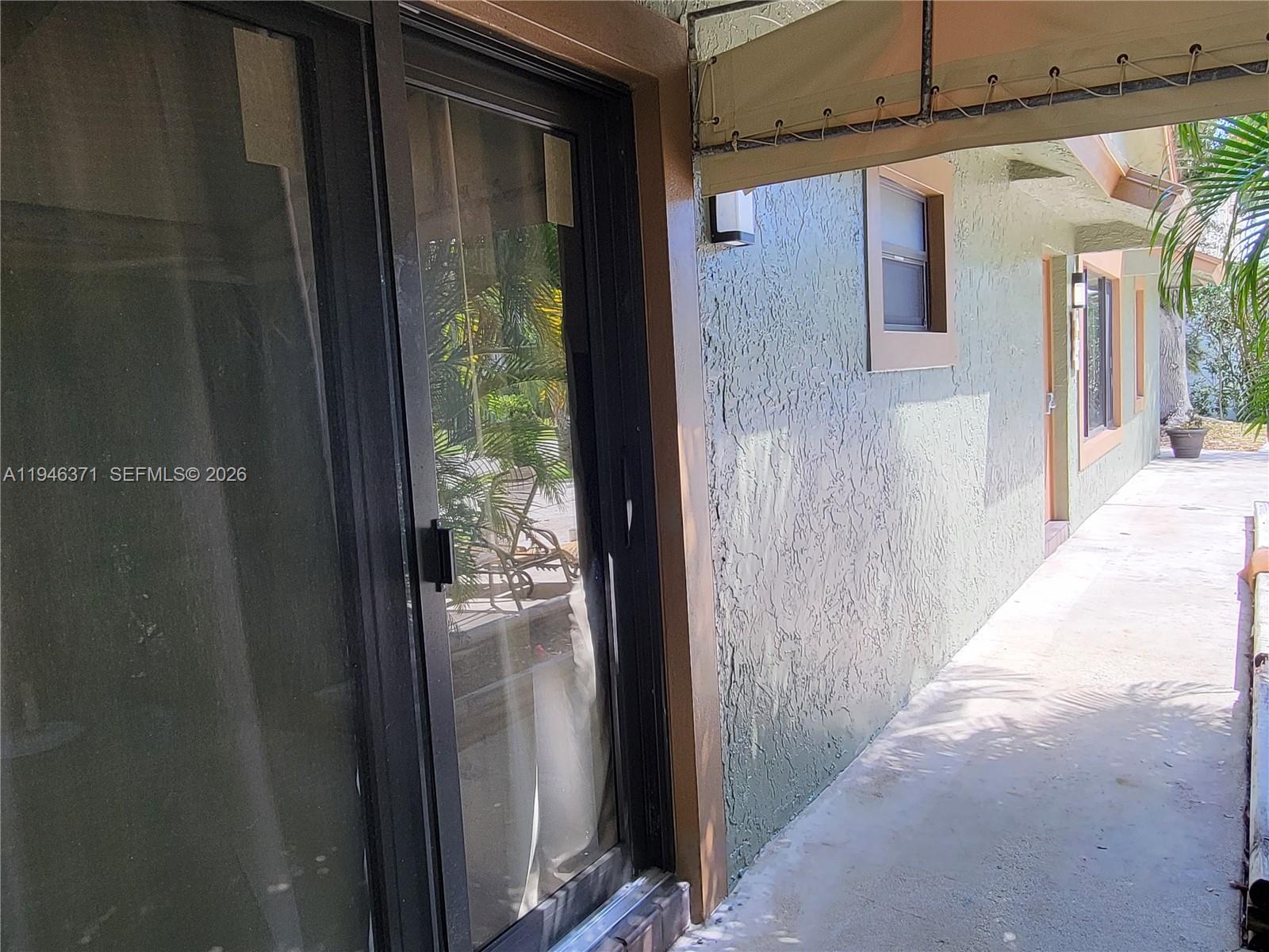 825 Dogwood Dr Delray Beach, FL 33483