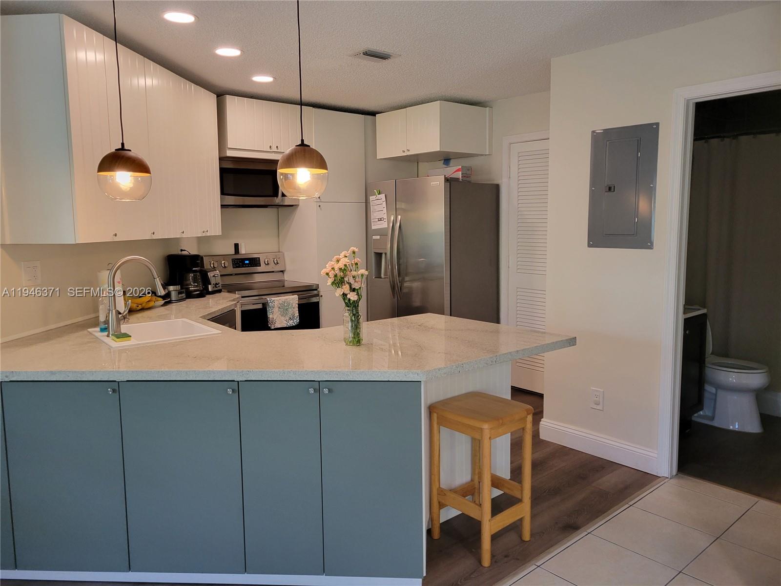 825 Dogwood Dr Delray Beach, FL 33483