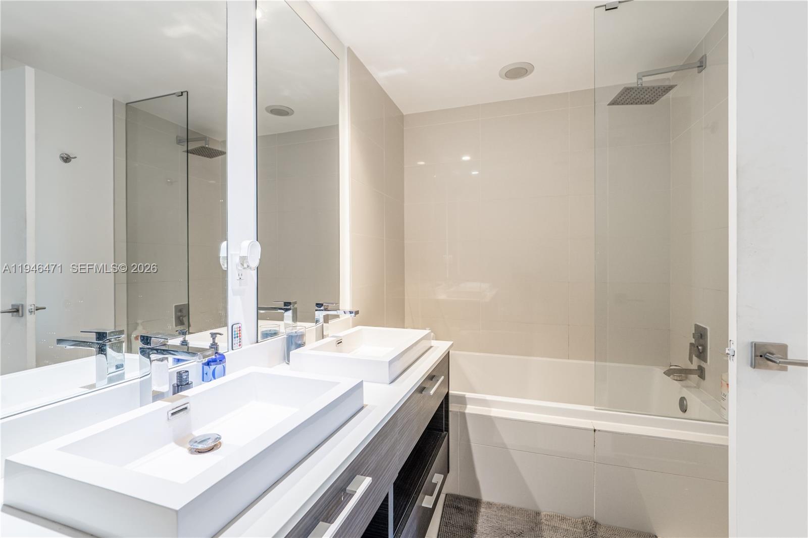 image Brickell Heights17