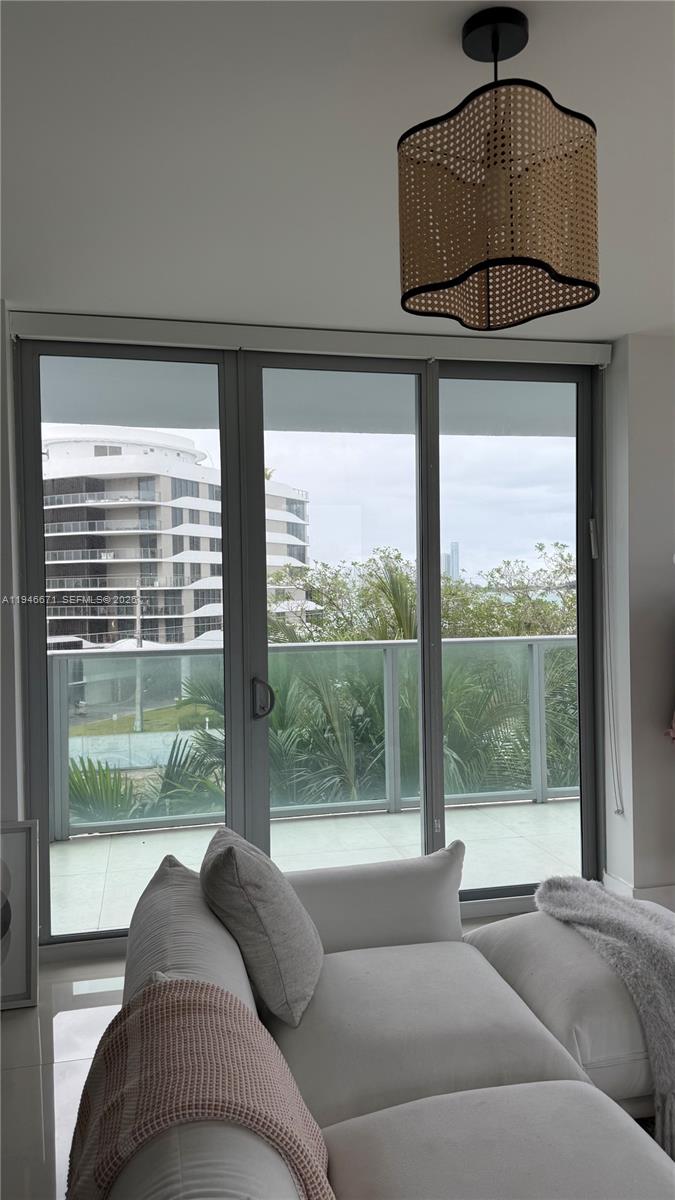 1133 102nd St #503 Bay Harbor Islands, FL 33154