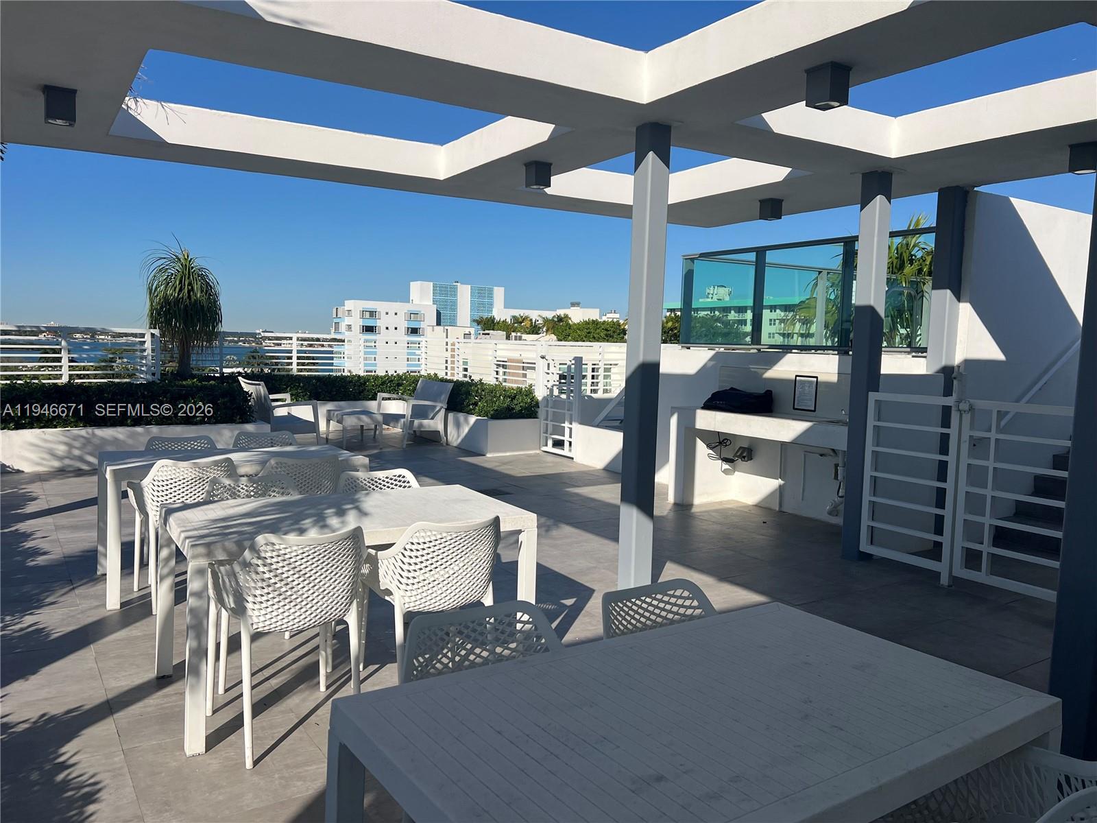 1133 102nd St #503 Bay Harbor Islands, FL 33154