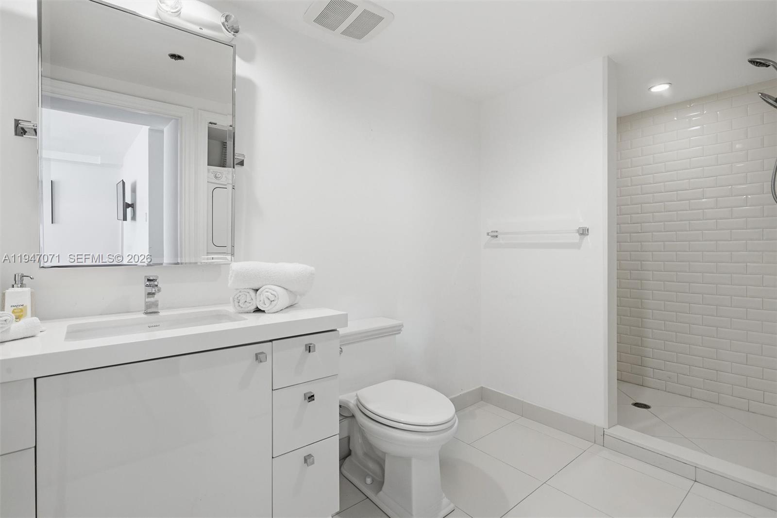 1250 Ocean Dr #PH1 Miami Beach, FL 33139