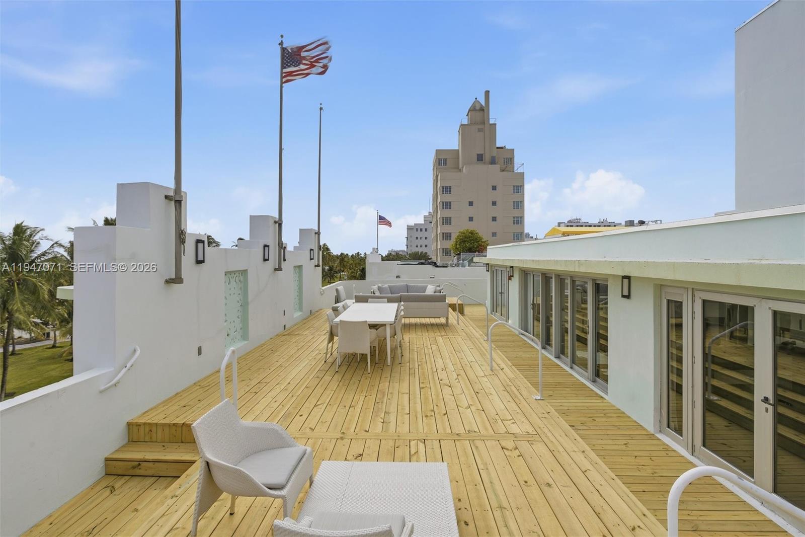 1250 Ocean Dr #PH1 Miami Beach, FL 33139