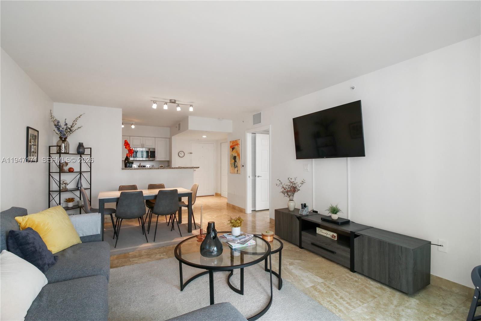 image The Mark on Brickell17