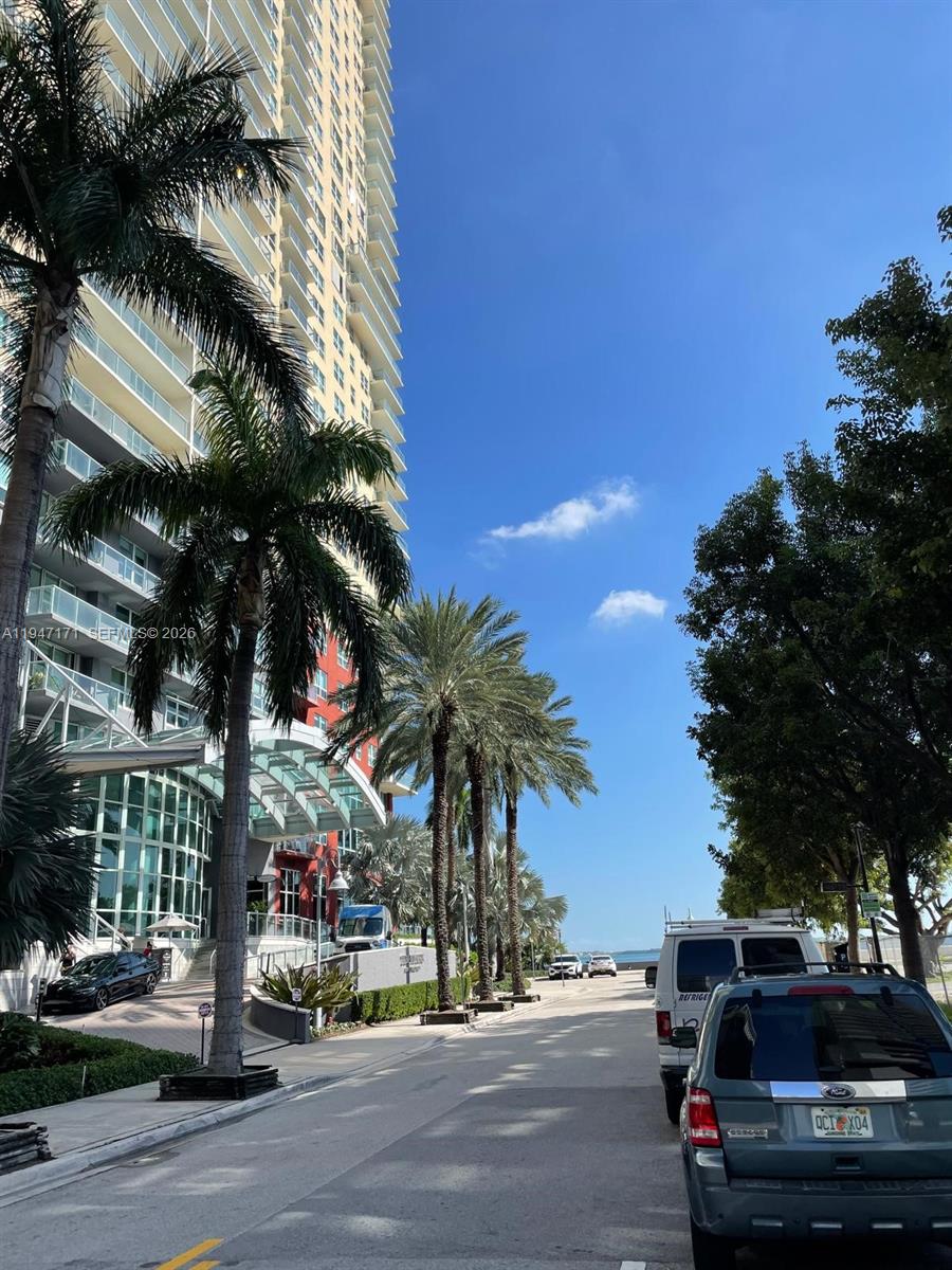 image The Mark on Brickell32