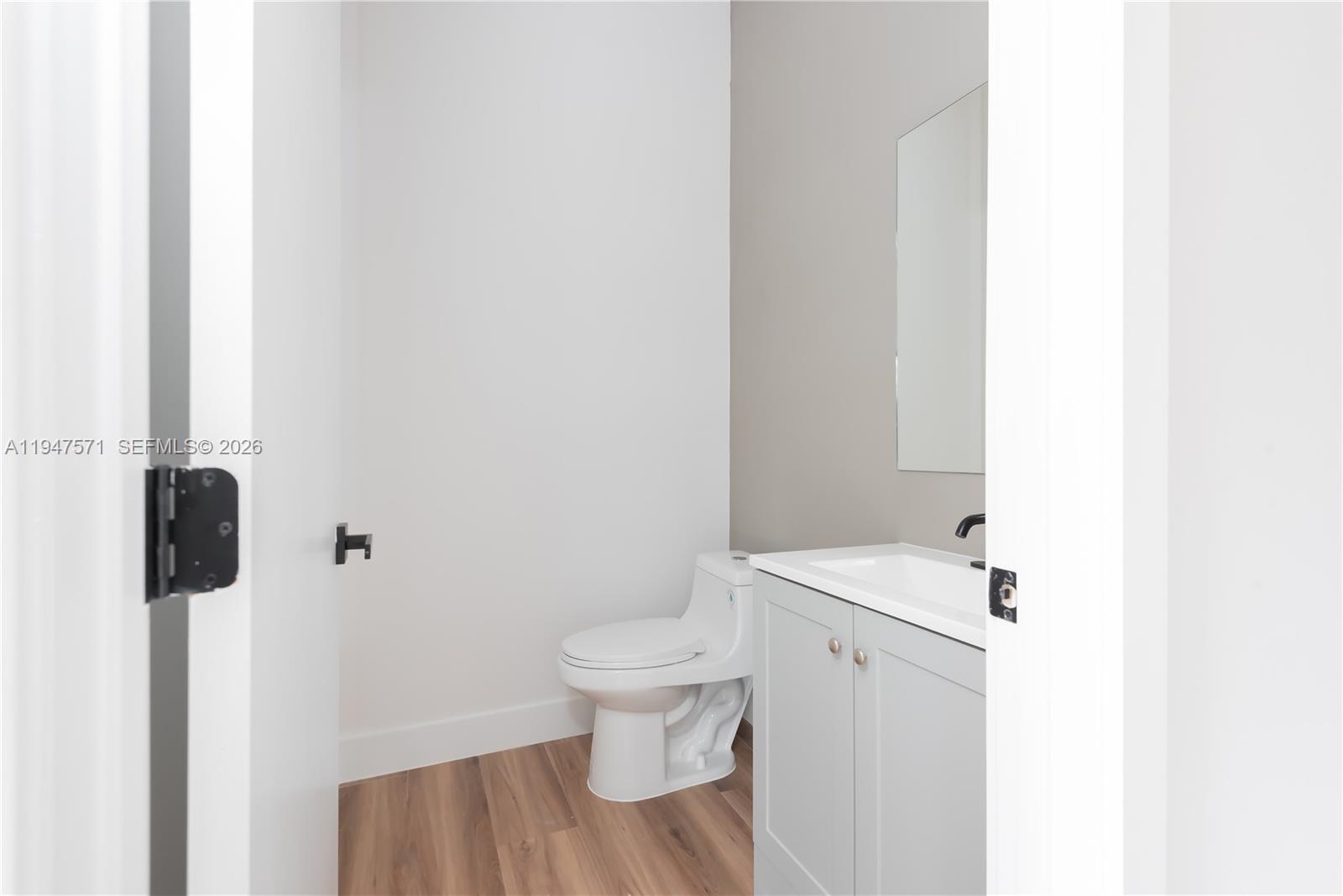 4517 3rd Miami, FL 33126