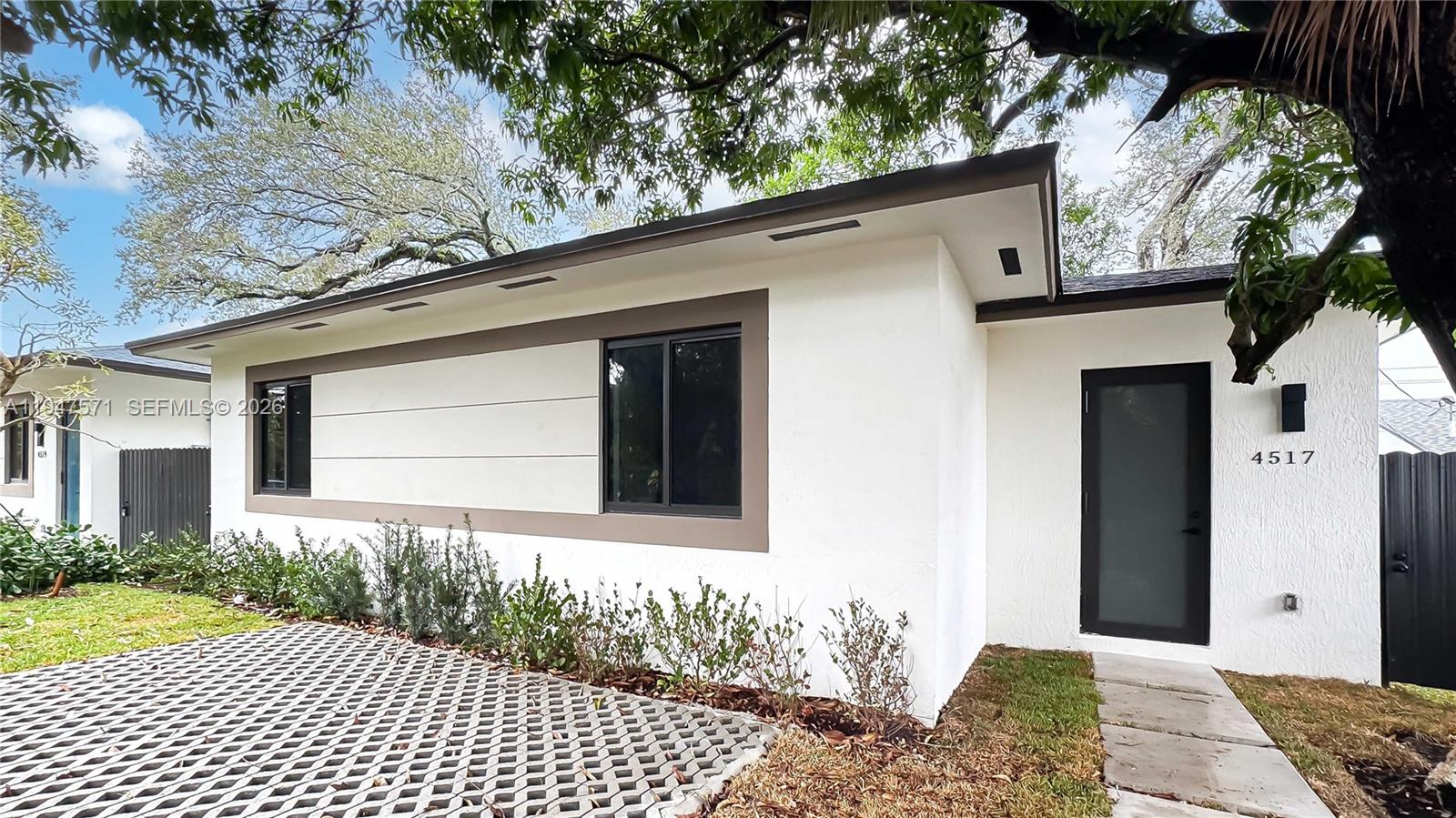 4517 3rd Miami, FL 33126