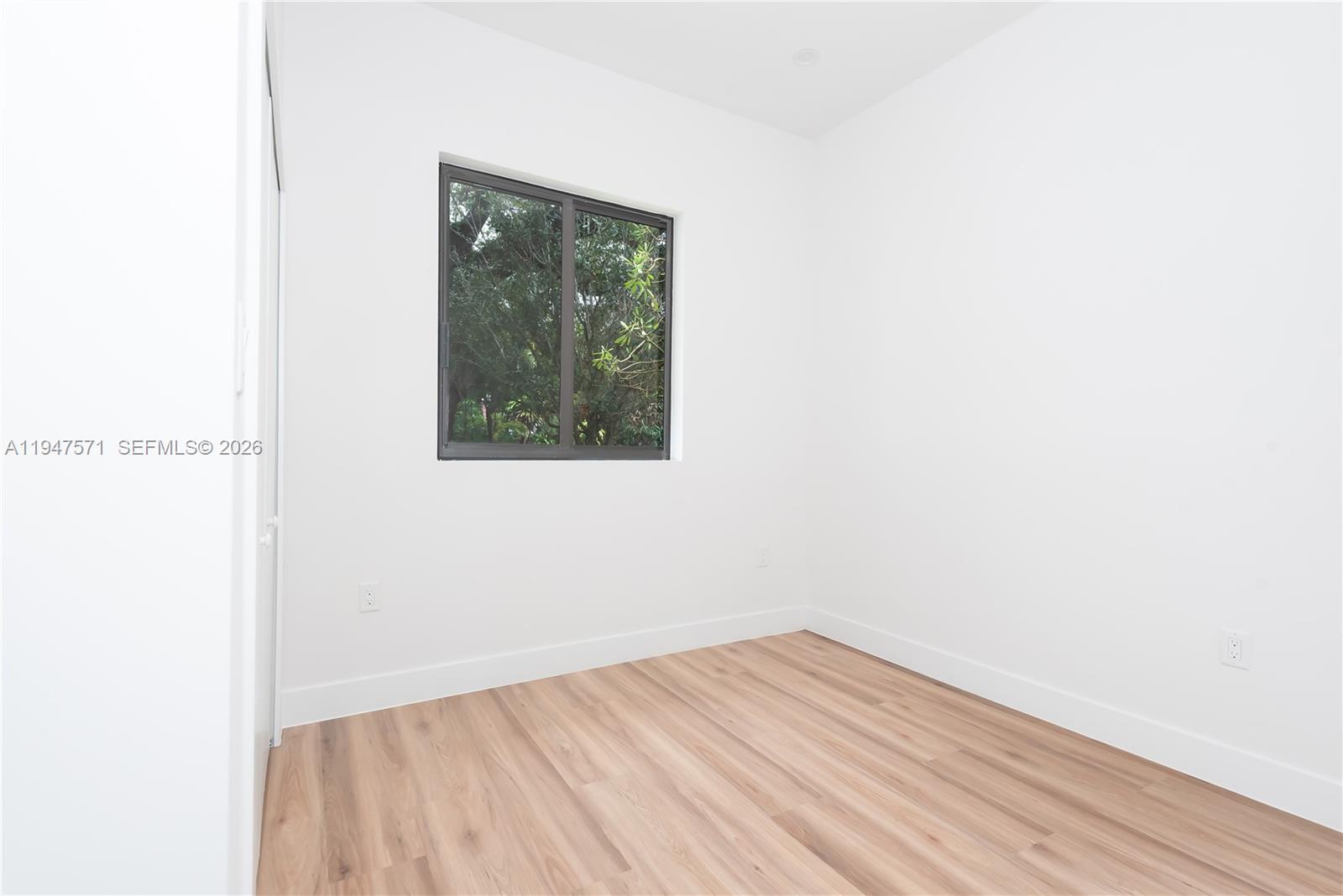 4517 3rd Miami, FL 33126