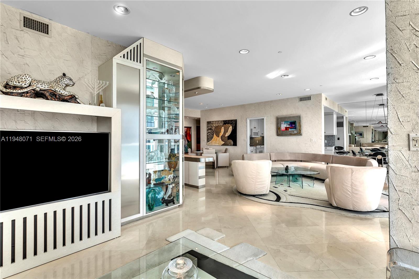 10101 Collins Ave #11D + cabana Bal Harbour, FL 33154