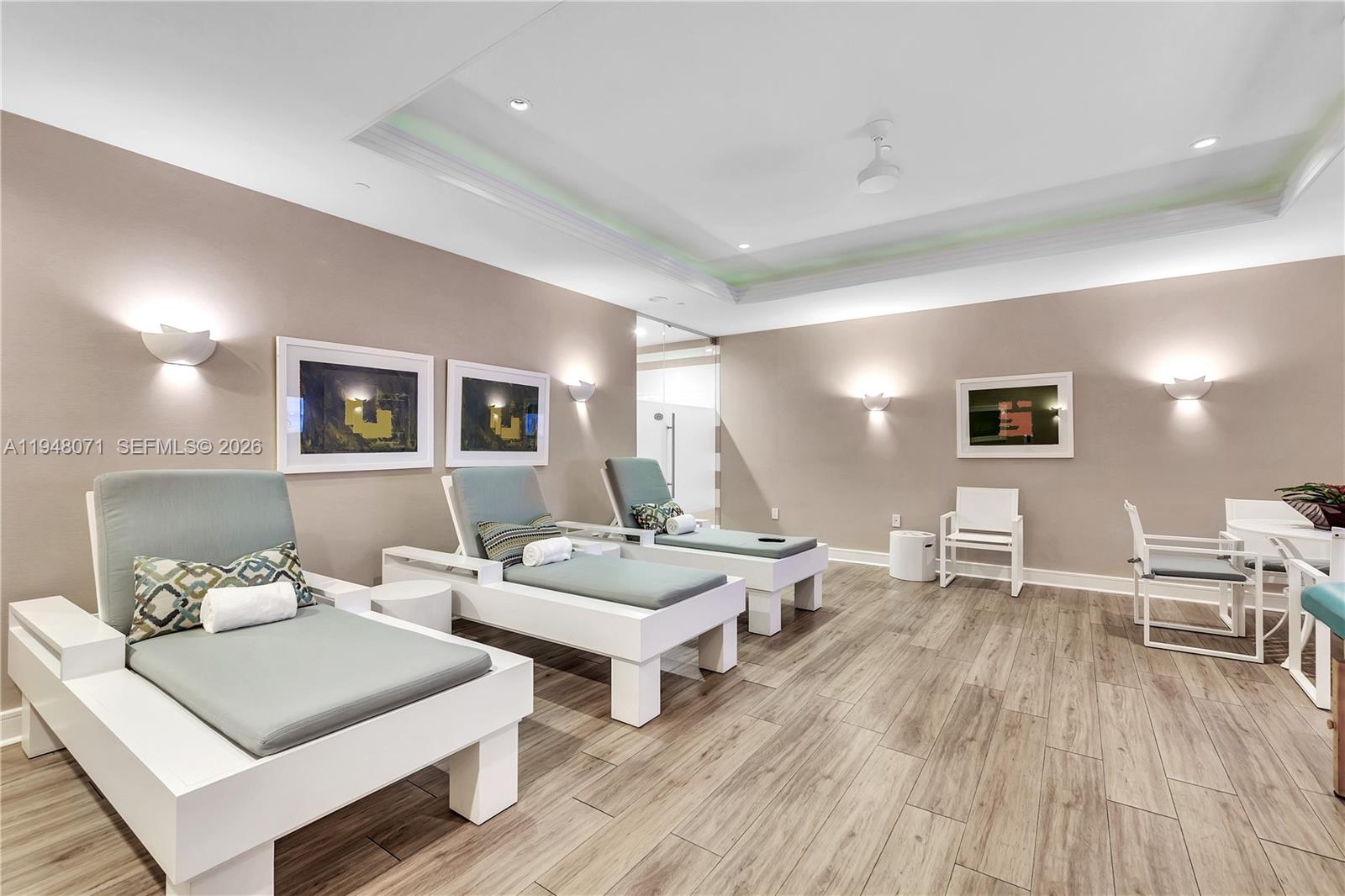 10101 Collins Ave #11D + cabana Bal Harbour, FL 33154