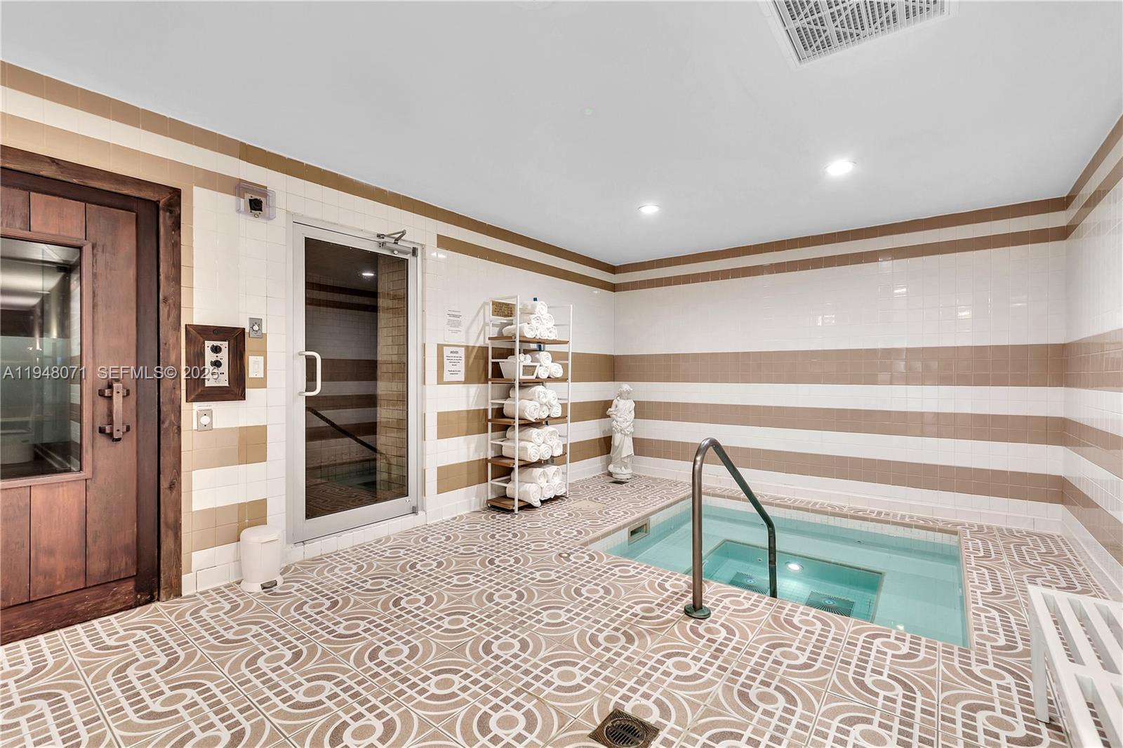 10101 Collins Ave #11D + cabana Bal Harbour, FL 33154