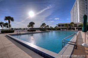 300 Bayview Dr #802 Sunny Isles Beach, FL 33160