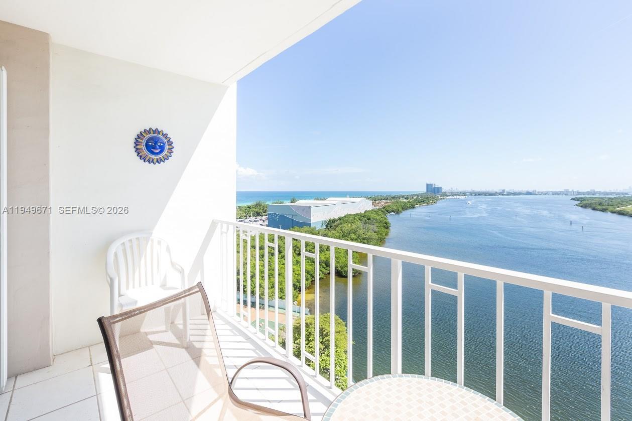 300 Bayview Dr #802 Sunny Isles Beach, FL 33160