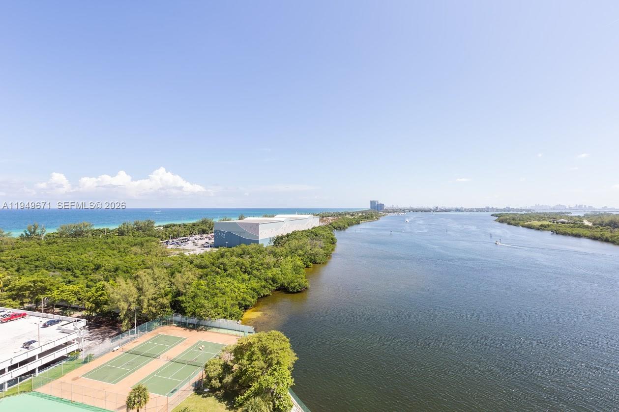 300 Bayview Dr #802 Sunny Isles Beach, FL 33160