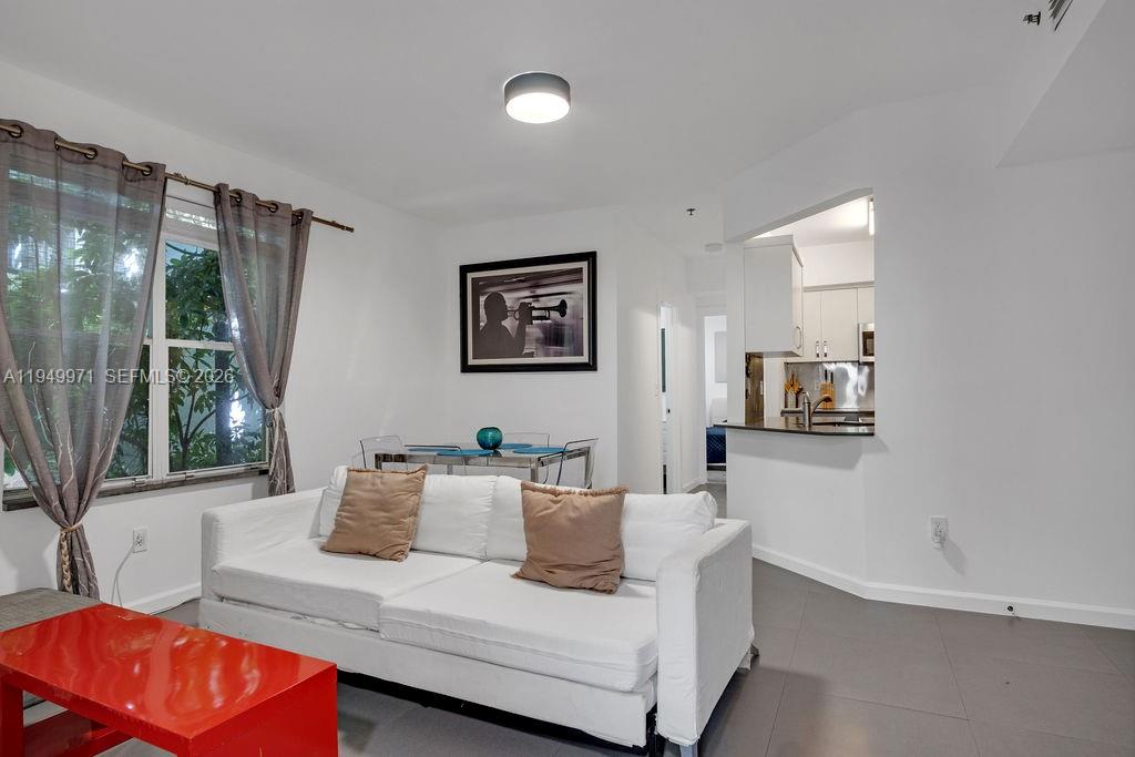 747 Michigan Ave #201 Miami Beach, FL 33139