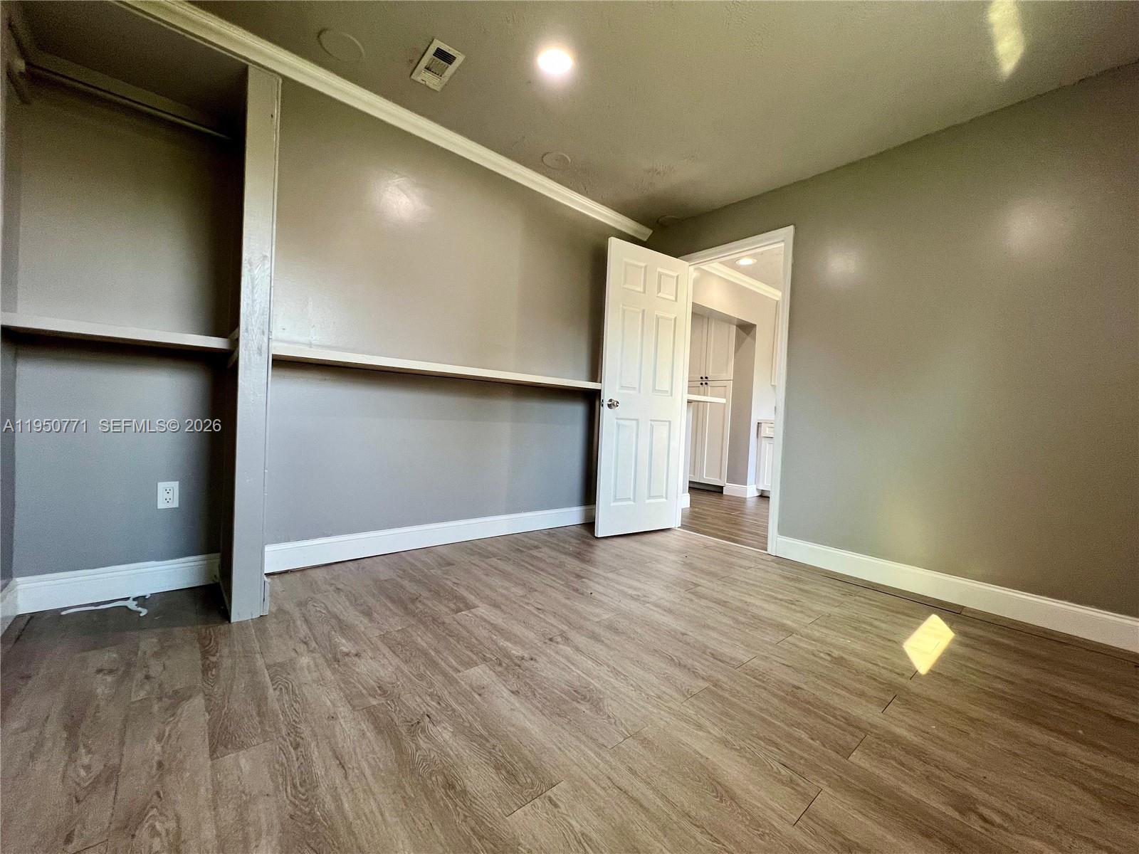 2500 NW 89th Ave Sunrise, FL 33322