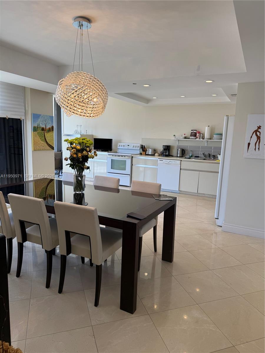 4000 Island Blvd #2402 Aventura, FL 33160