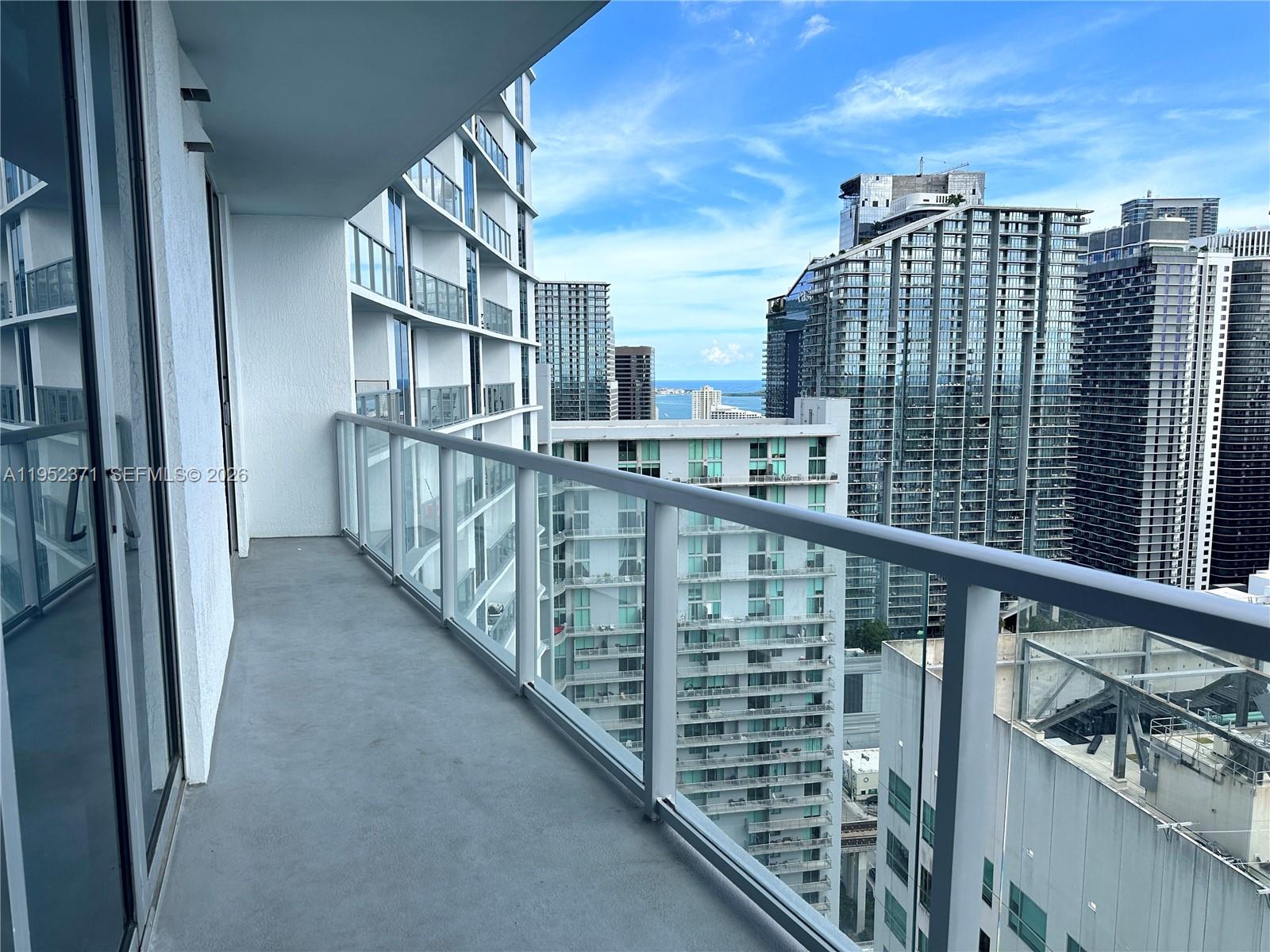 image Latitude on the River15