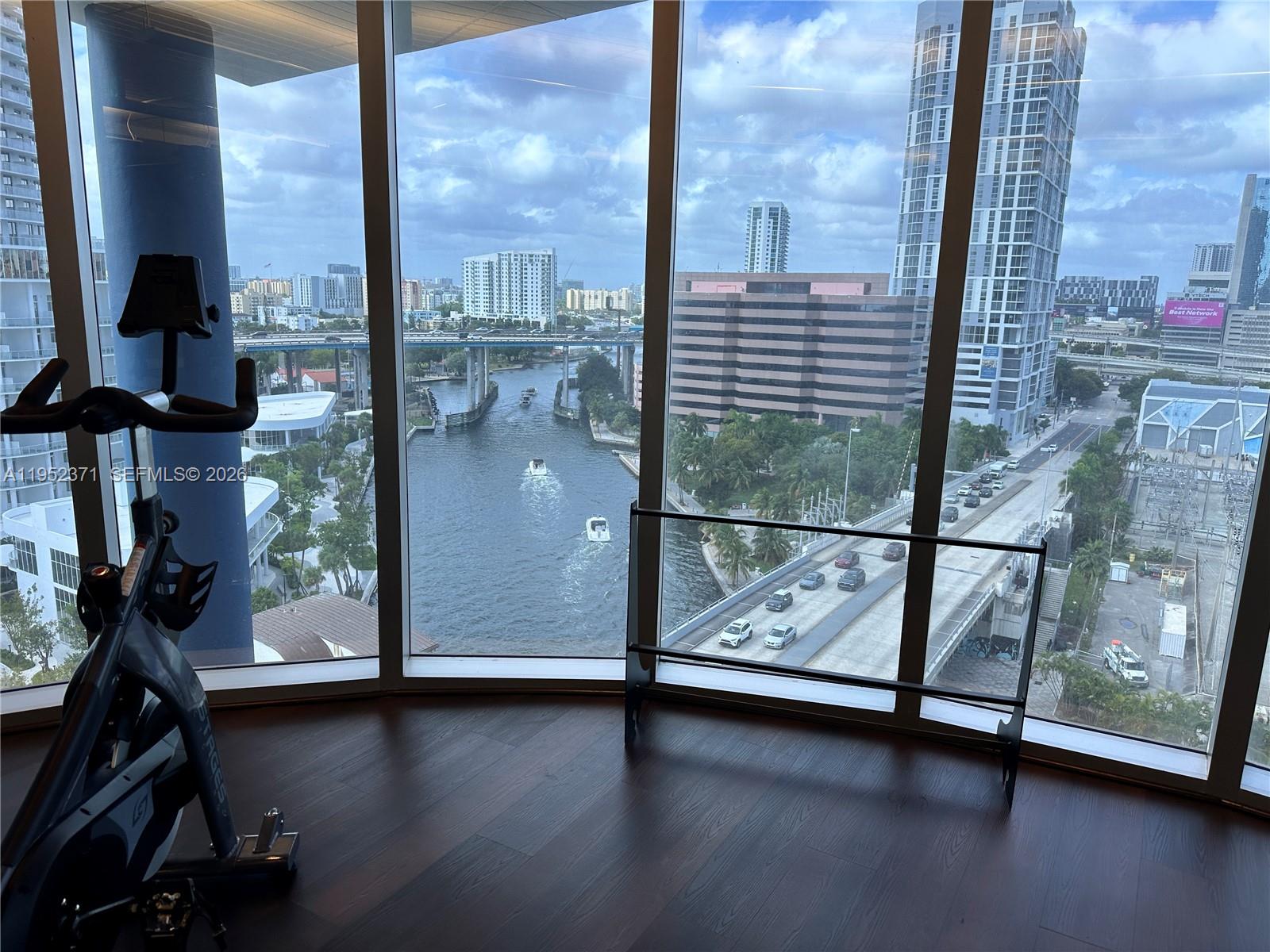 image Latitude on the River19