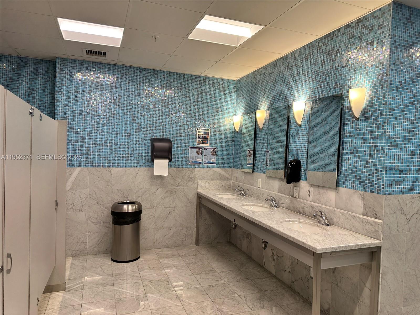 image Latitude on the River22