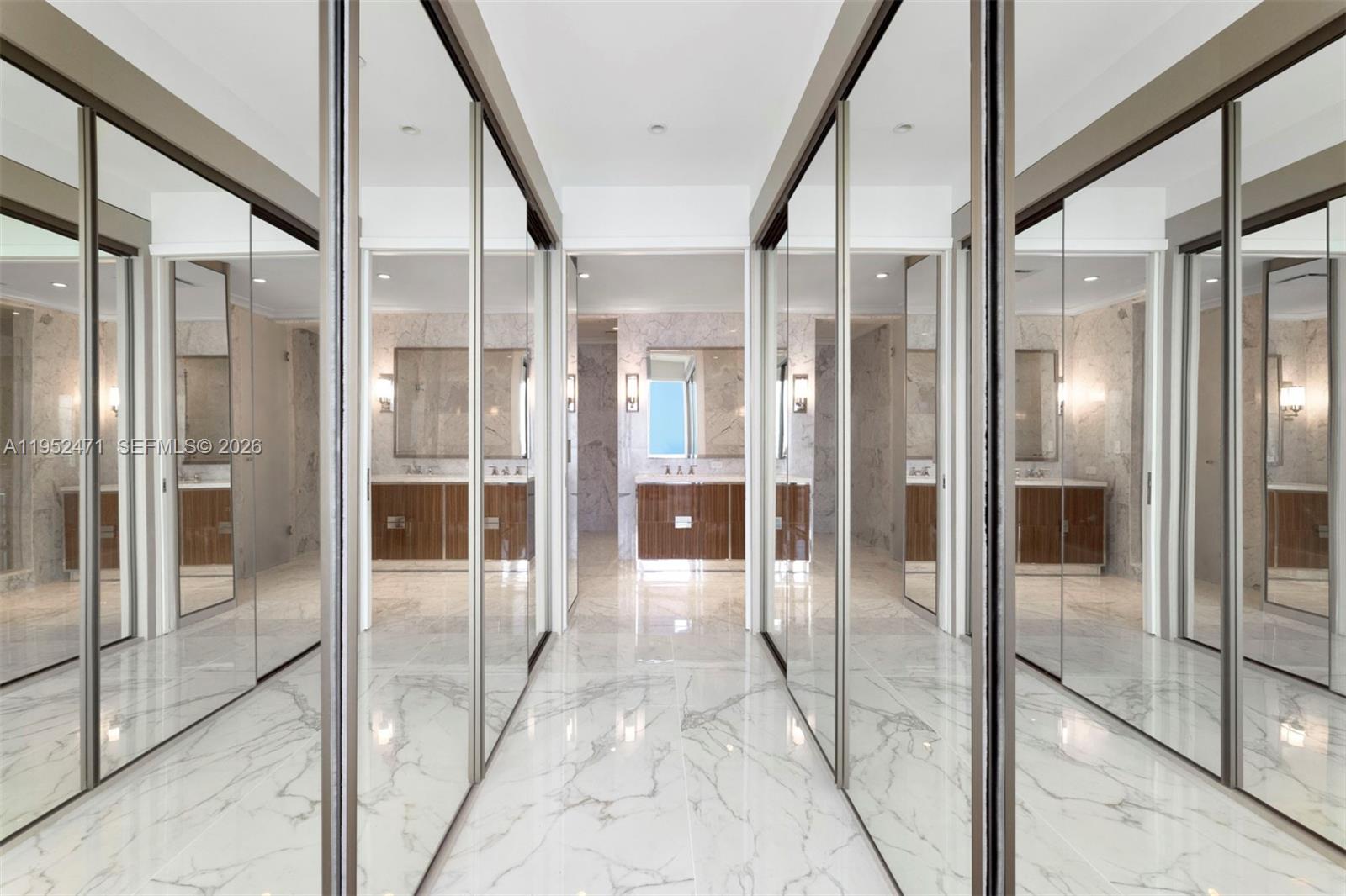 15701 Collins Ave #4701 Sunny Isles Beach, FL 33160