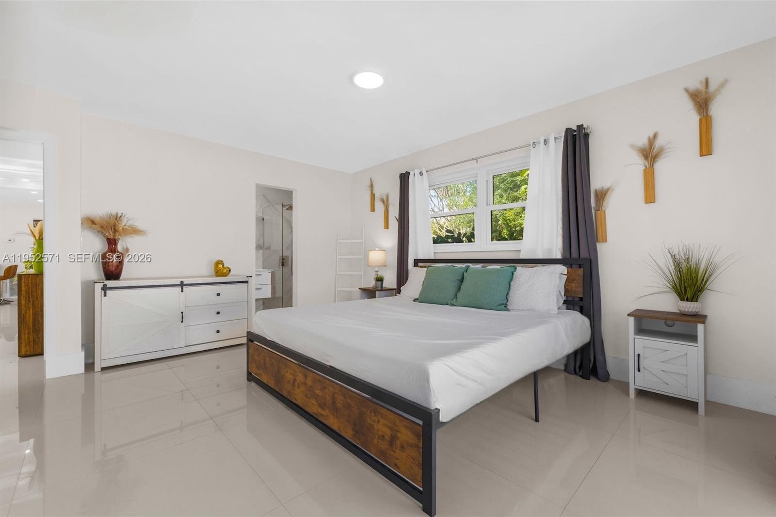 416 NE 29th St Wilton Manors, FL 33334