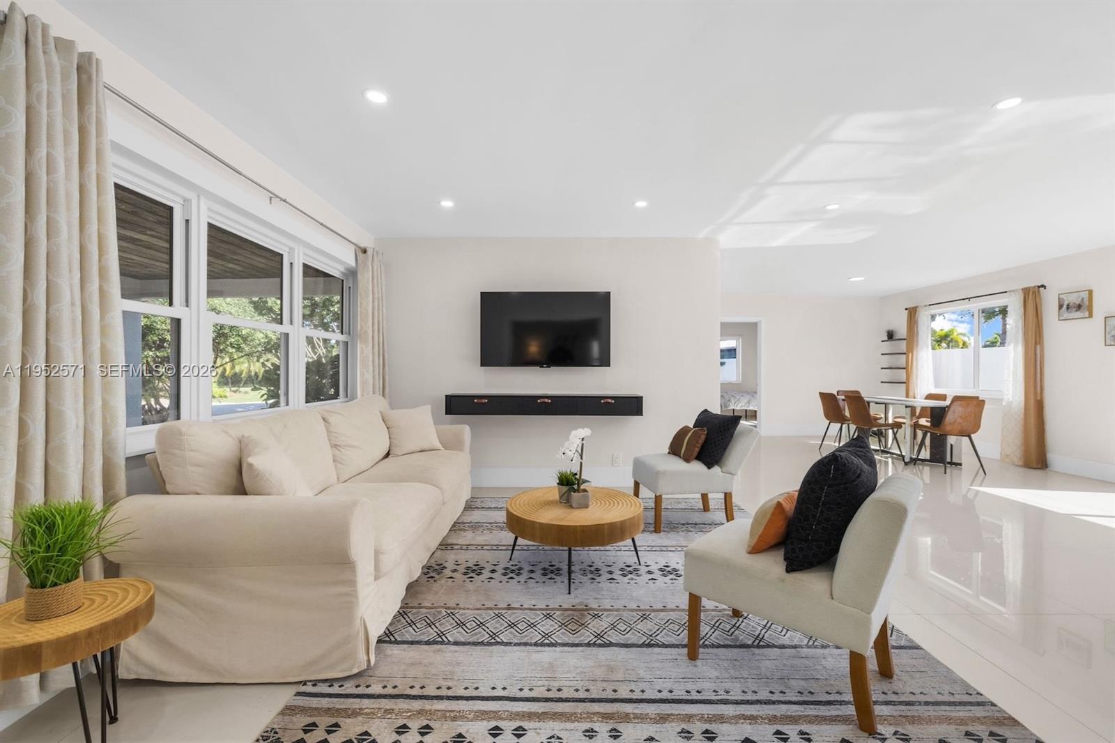 416 NE 29th St Wilton Manors, FL 33334