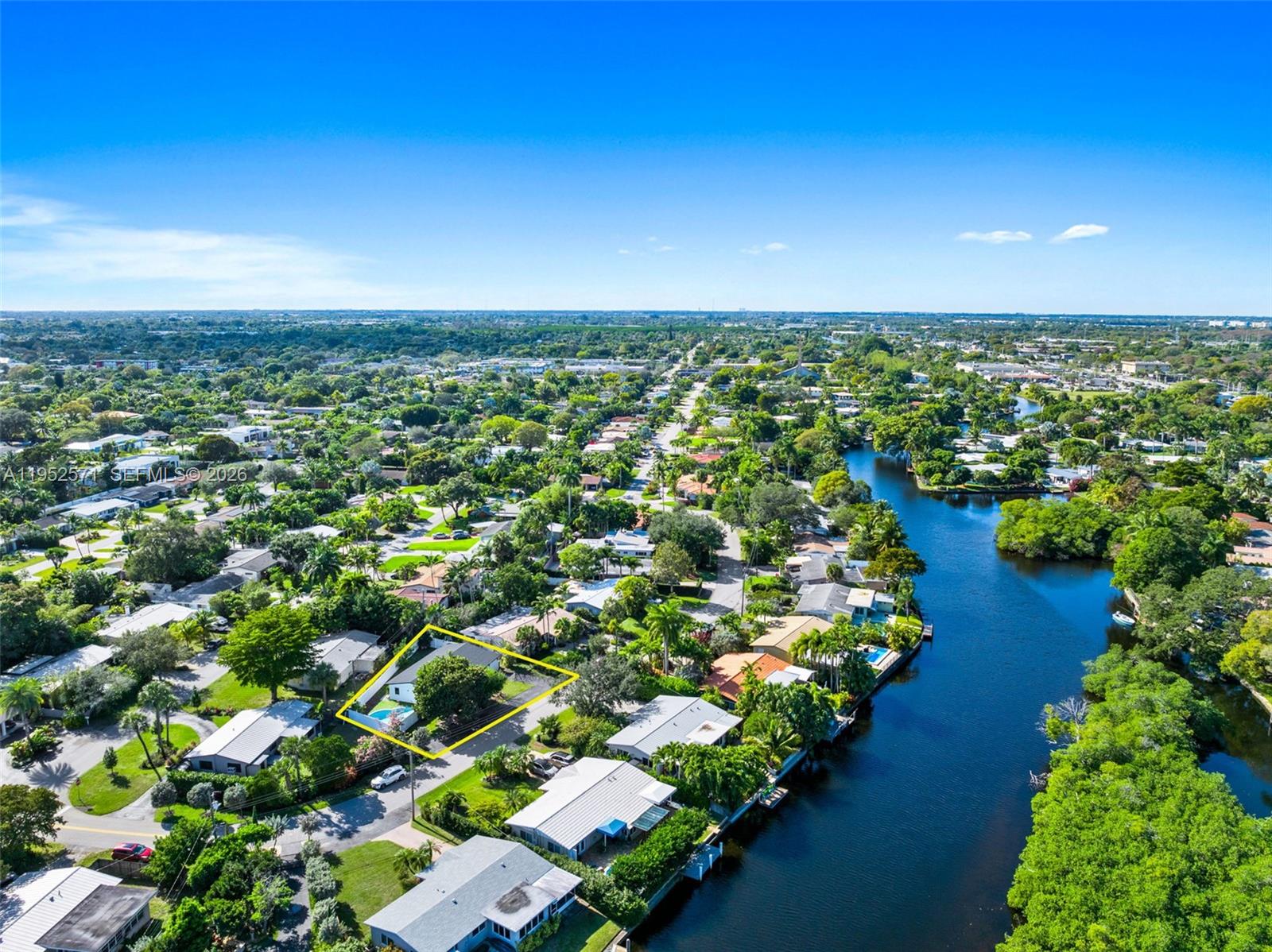 416 NE 29th St Wilton Manors, FL 33334