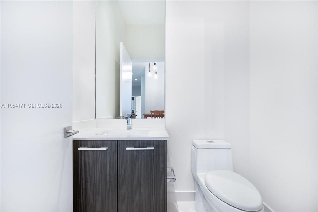 image Brickell Heights East16