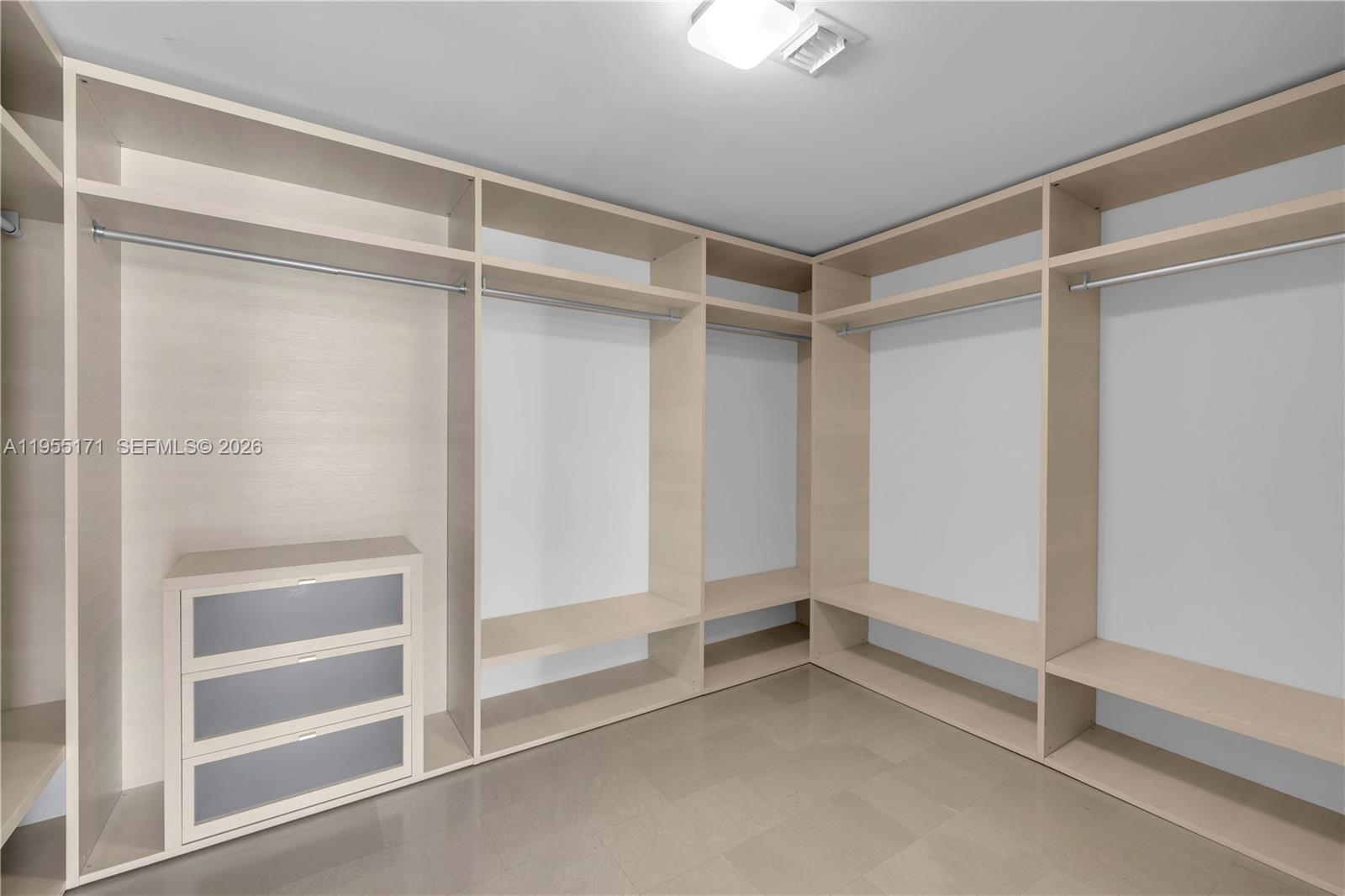 image Rise Brickell City Centre36