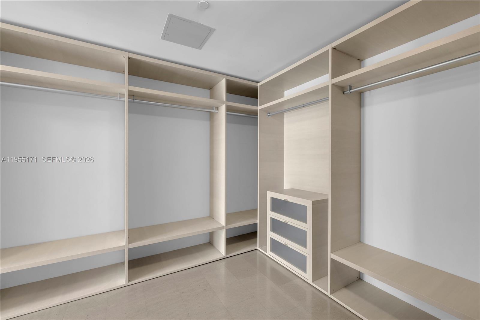 image Rise Brickell City Centre37