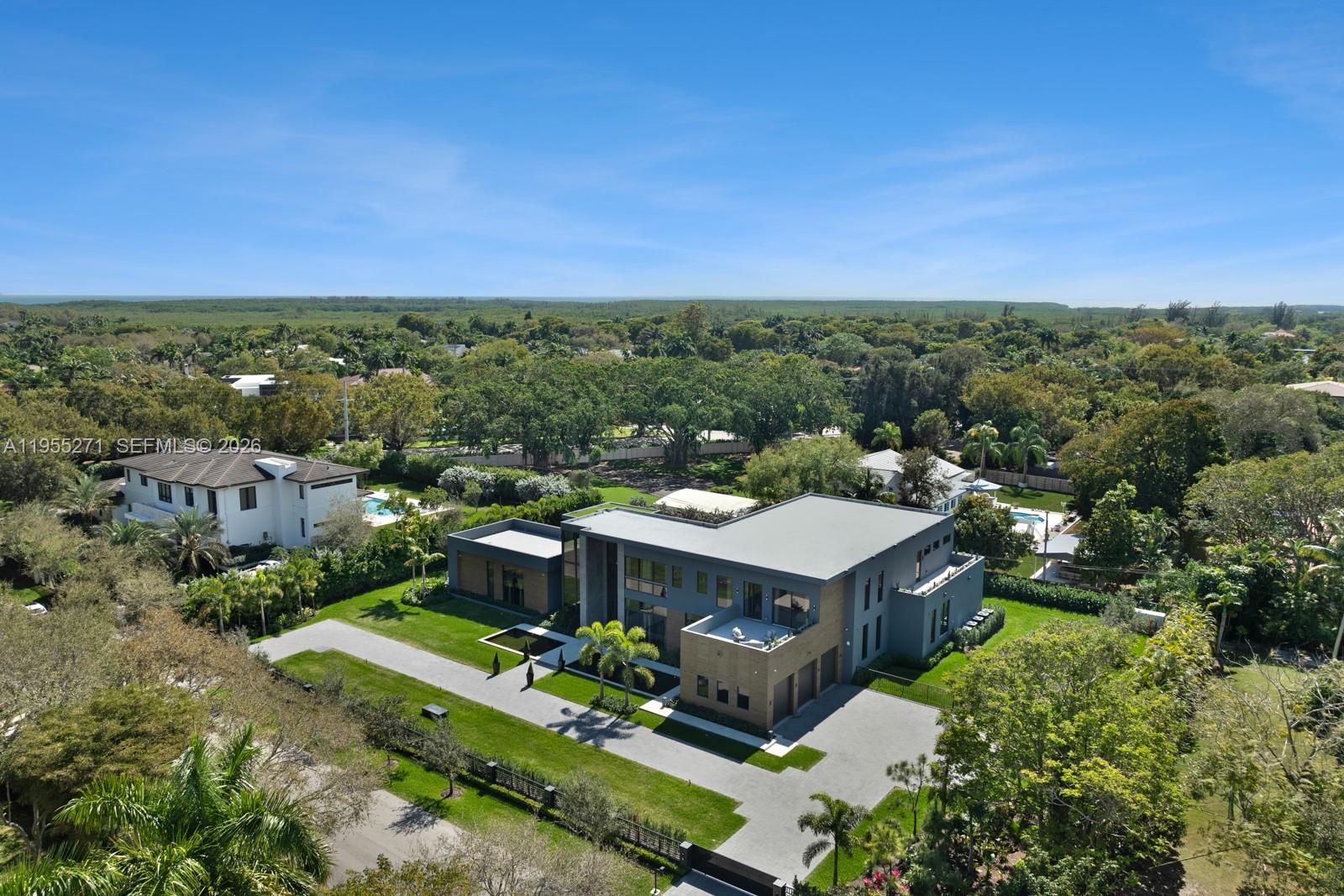 5900 SW 129th Ter Pinecrest, FL 33156