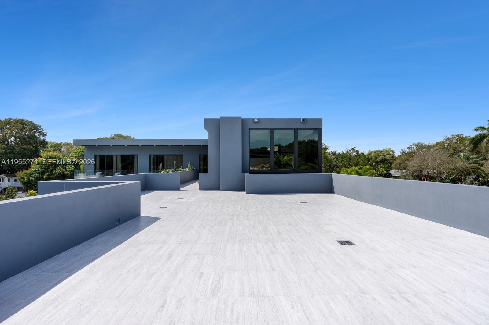 5900 SW 129th Ter Pinecrest, FL 33156